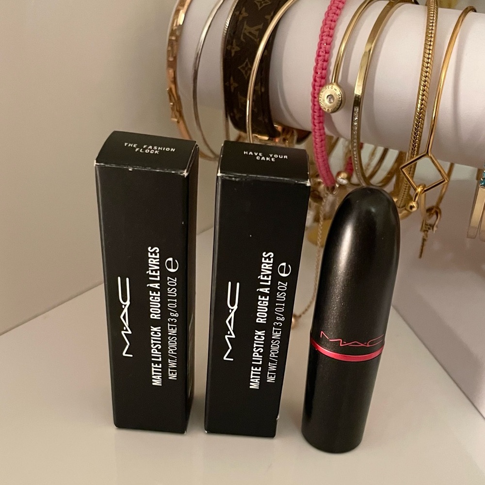 Mac Cosmetics lipstick bundle